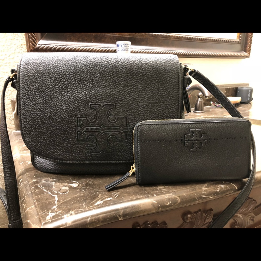 Authentic Tory Burch crossbody and zip wallet